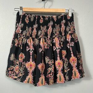 Muche Muchette ruched waist mini floral skirt size small